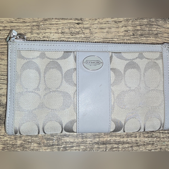 Coach Canvas Wallet Gray - Picture 6 of 6